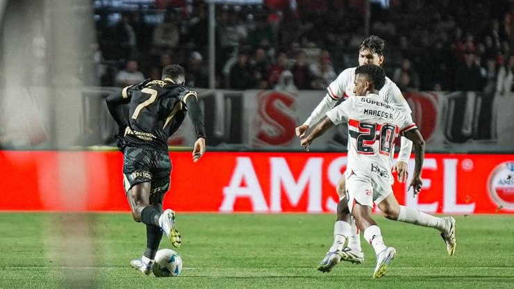 Pênaltis resolvem novamente e São Paulo avança na Libertadores