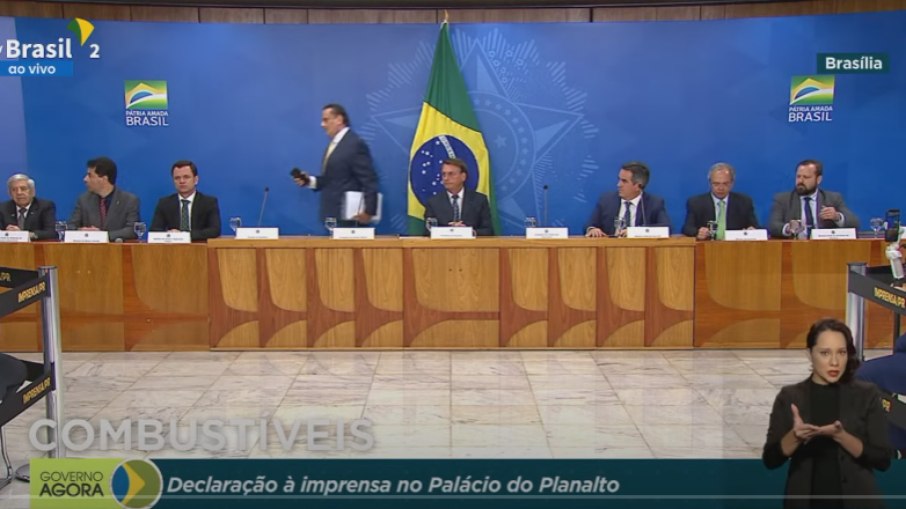 Presidente Jair Bolsonaro anunciou PEC do Diesel em coletiva no Palácio do Planalto 