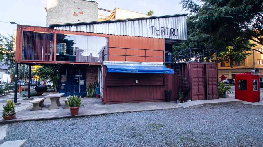 Fachada do Teatro de Contêiner Mungunzá