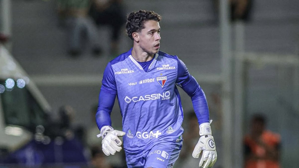 Brenno assumiu a titularidade do Fortaleza na reta final do Brasileiro Brenno assumiu a titularidade do Fortaleza na reta final do Brasileiro