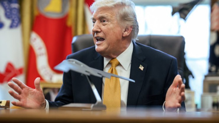 Trump promete atingir Irã com “força máxima” em 2 a 3 semanas