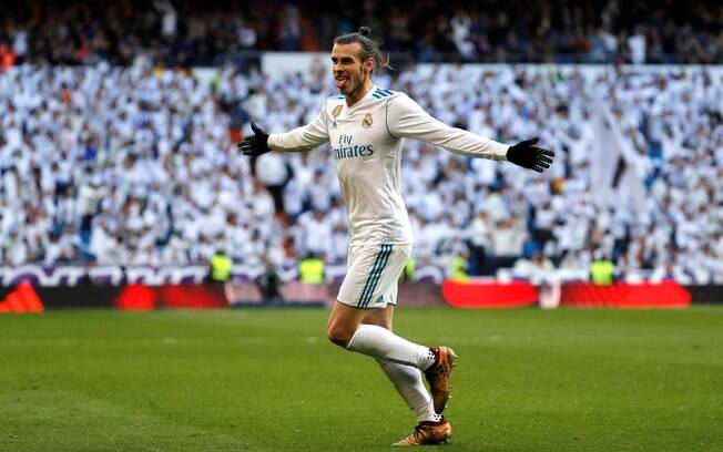 Gareth Bale comemora gol na vitória do Real Madrid sobre o La Coruña