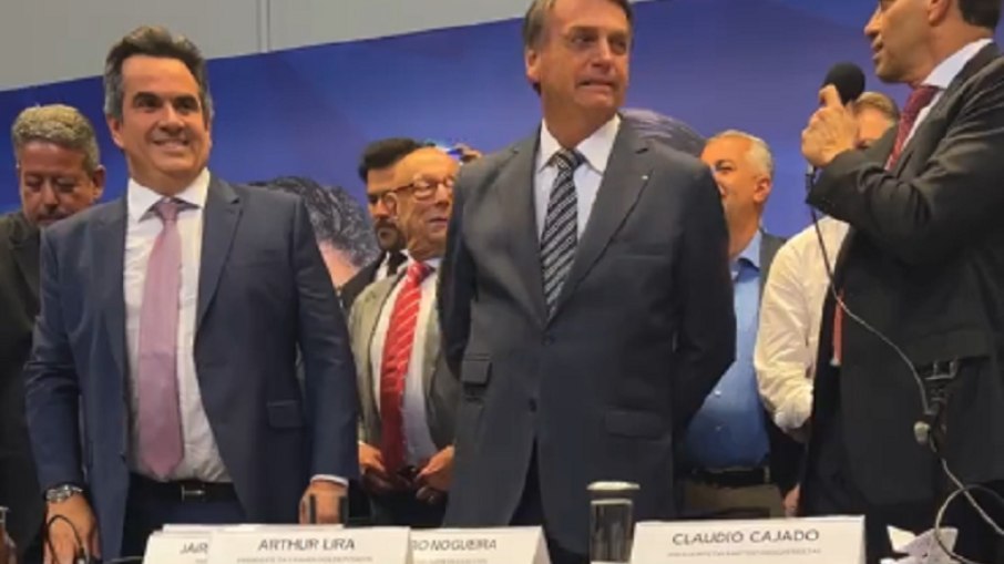 Jair Bolsonaro e Ciro Nogueira em convenção do PP