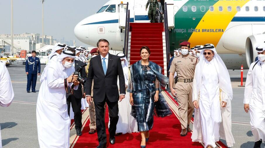Governo Bolsonaro gastou quase R$ 4 milhões em viagem ao Oriente Médio