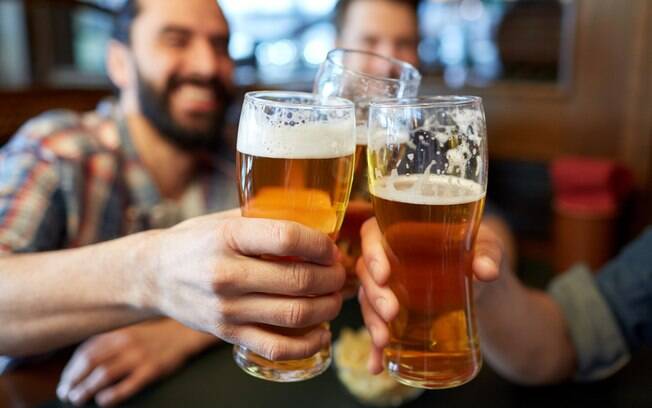 Pesquisa da Universidade de Oxford afirma que o consumo de cerveja ideal é menos do que um copo por dia