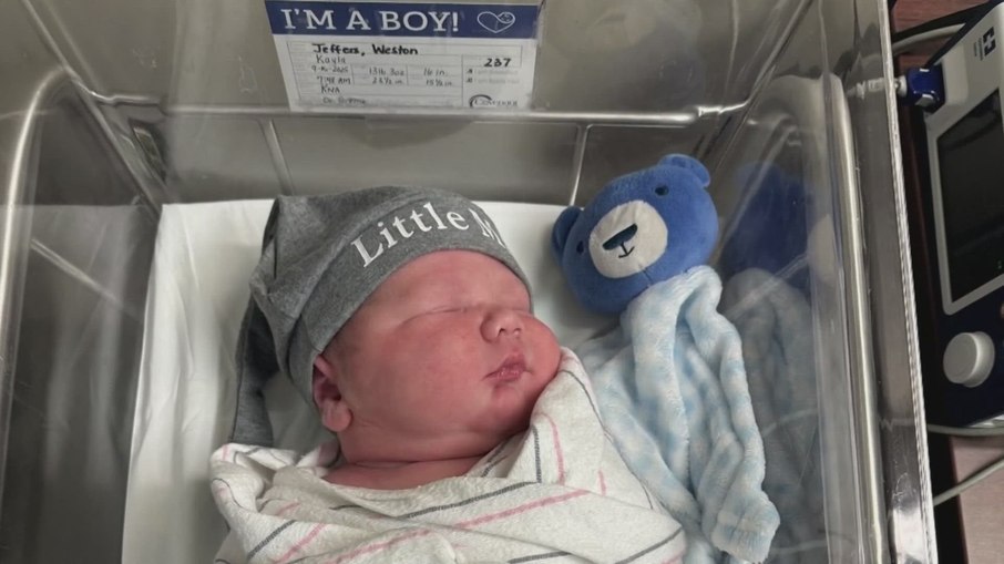 Mãe enfrenta desafio e recebe bebê de 6,3 kg