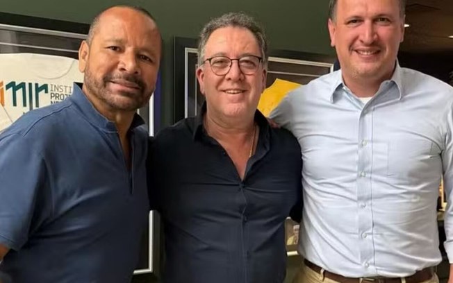 Santos fecha acordo com Neymar para parcelar dívida de imagem em até 80 meses Santos fecha acordo com Neymar para parcelar dívida de imagem em até 80 meses