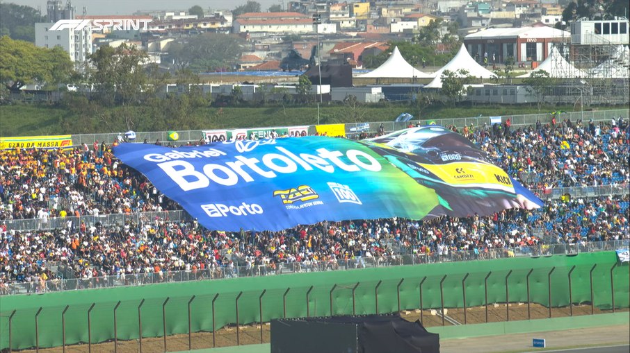 Torcida lota Interlagos para estreia de Bortoleto no Brasil