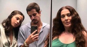 Claudia Raia cai no choro com presente do filho mais velho