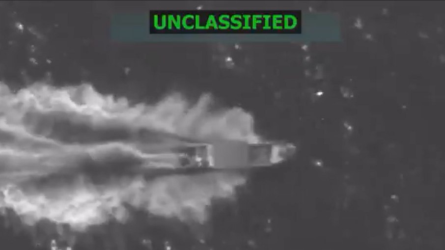 Segundo barco foi bombardeado no Pacífico em menos de 48 horas Segundo barco foi bombardeado no Pacífico em menos de 48 horas