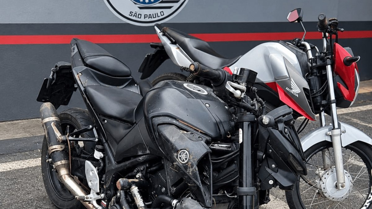 Motos
