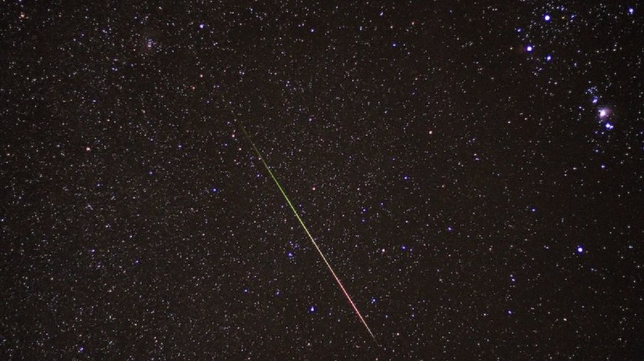 Meteoro das Orionídeas em 22 de outubro de 2023 Meteoro das Orionídeas em 22 de outubro de 2023