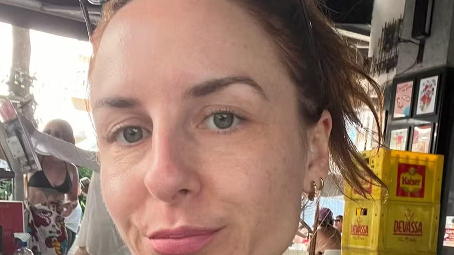 A polícia rastreou as movimentações financeiras de Charlotte Peet A polícia rastreou as movimentações financeiras de Charlotte Peet