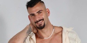 Ex-BBB Nizam Hayek anuncia perfil em plataforma de conteúdo adulto