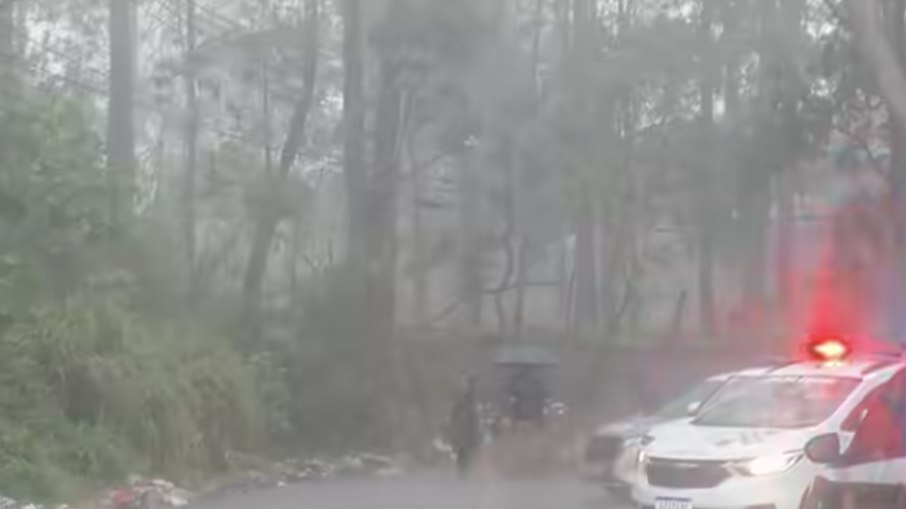 Polícia investiga possível ligação entre corpos encontrados a poucos quilômetros na Zona Leste de SP Polícia investiga possível ligação entre corpos encontrados a poucos quilômetros na Zona Leste de SP