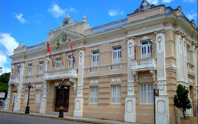 Lar e local de trabalho do governador da Paraíba, Palácio da Redenção receberá João Azevêdo (PSB) por quatro anos