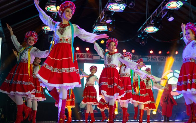 52º Festival Folclore reúne 40 grupos de sete países