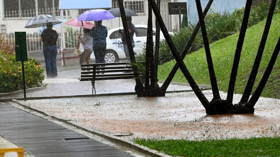 Acumulados de chuva na região de Campinas podem chegar a 150 milímetros.