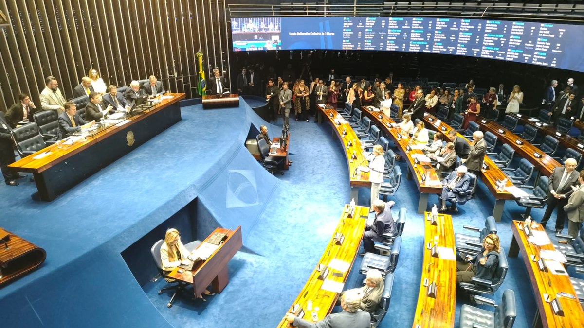 Votação da PEC do fim da 6x1 está pautada para quarta-feira