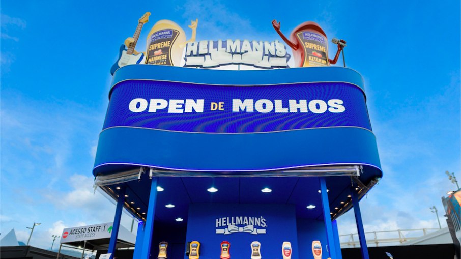 Hellmann’s levou “O Maior Open de Molhos do Mundo” para diferentes pontos do Rock in Rio, convidando o público a experimentar oito sabores da marca Hellmann’s levou “O Maior Open de Molhos do Mundo” para diferentes pontos do Rock in Rio, convidando o público a experimentar oito sabores da marca
