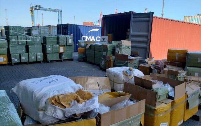 A mercadoria estava em uma carga de passagem pelo Porto de Santos A mercadoria estava em uma carga de passagem pelo Porto de Santos