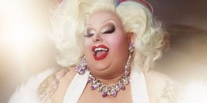 Maxi Shield, de RuPaul’s Drag Race, morre aos 51 anos