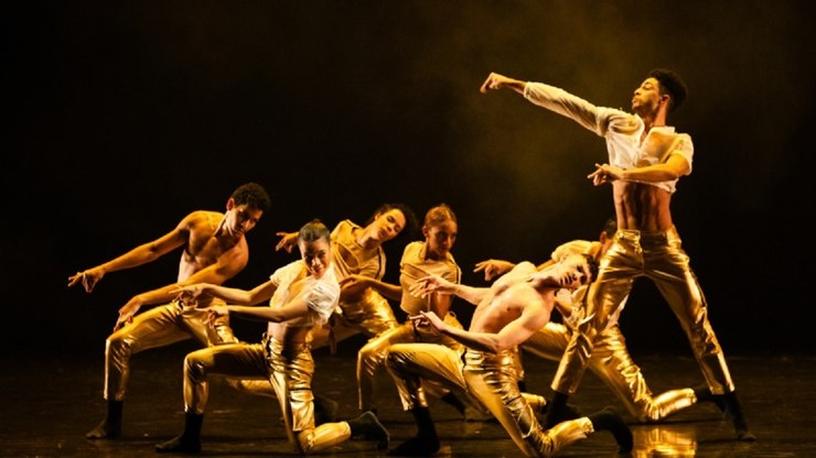 Teatro de Vinhedo celebra 20 anos com dança gratuita