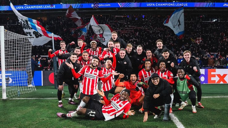 Mauro Júnior destaca classificação do PSV sobre a Juventus na UCL