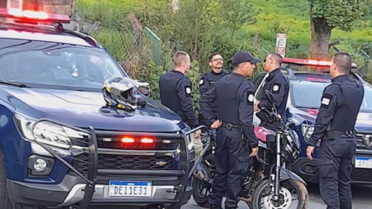 Fuga%2C%20cerco%20e%20moto%20adulterada%20terminam%20em%20apreens%C3%A3o