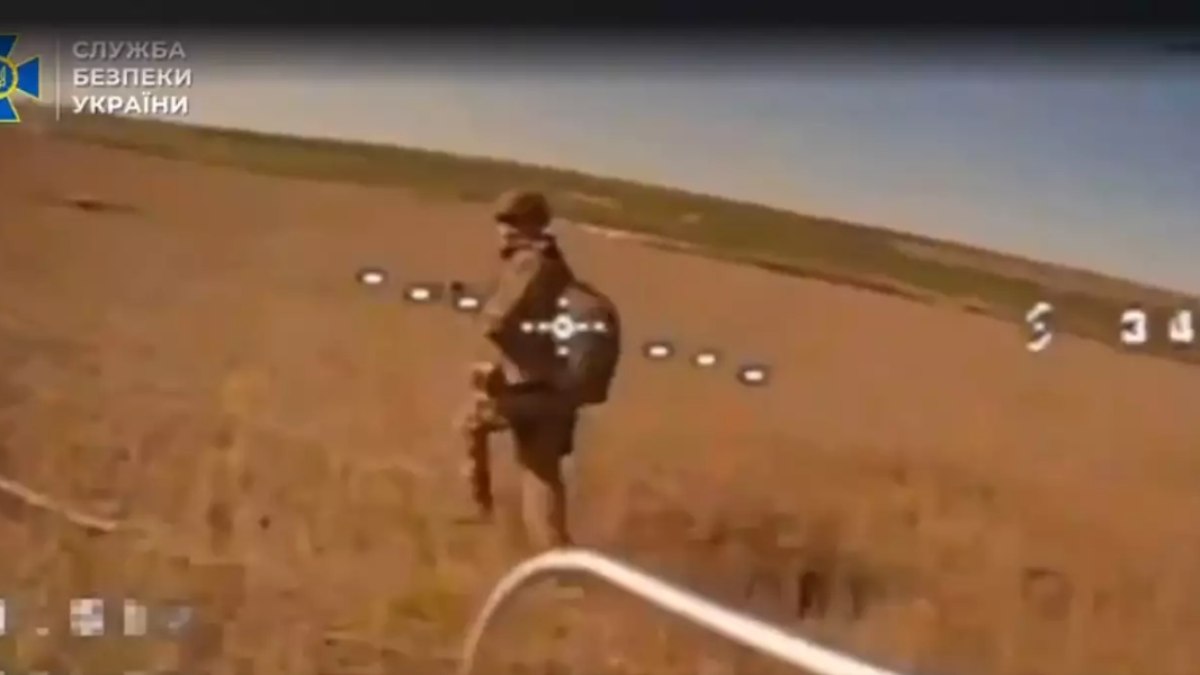 Vídeo mostra ataque de drones ucranianos a soldados russos; veja