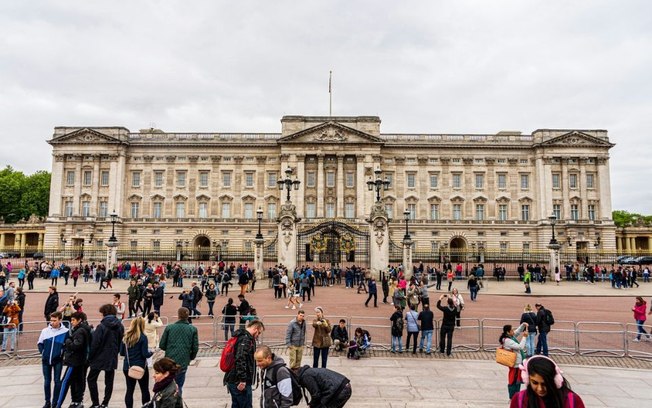 Com ingresso a partir de R$ 520, salas do Palácio de Buckingham recebem visitação