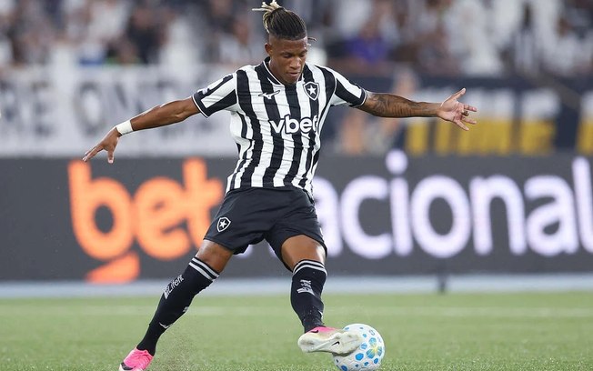 Franclim não encontrou o posicionamento ideal para Danilo Franclim não encontrou o posicionamento ideal para Danilo