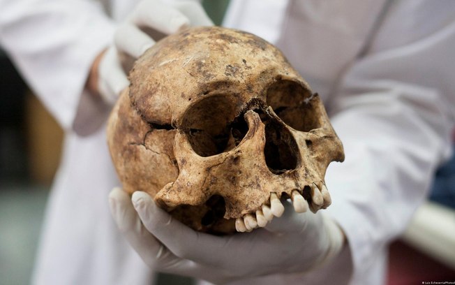 Uma nova análise de crânios encontrados em Abidos revela ferimentos fatais consistentes com assassinatos rituais (imagem de referência) Uma nova análise de crânios encontrados em Abidos revela ferimentos fatais consistentes com assassinatos rituais (imagem de referência)