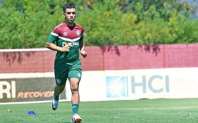 Em 2023, Leo teve passagem tímida no futebol brasileiro Em 2023, Leo teve passagem tímida no futebol brasileiro