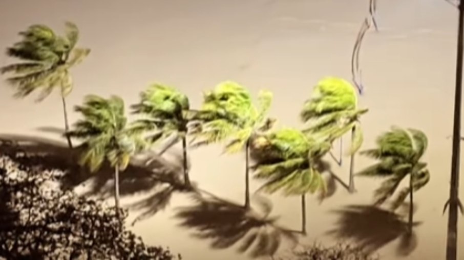 Ventos foram tão fortes que o Porto de Santos suspendeu as atividades por 4h