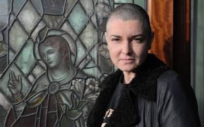 Saiba qual foi a causa da morte da cantora Sinéad O’Connor