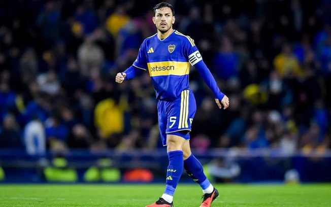 Paredes afirma que saída de Messi pode influenciar em seu futuro na seleção