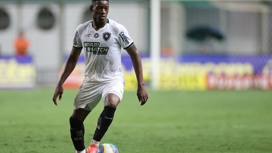 Luiz Henrique é a principal arma do time do Botafogo Luiz Henrique é a principal arma do time do Botafogo
