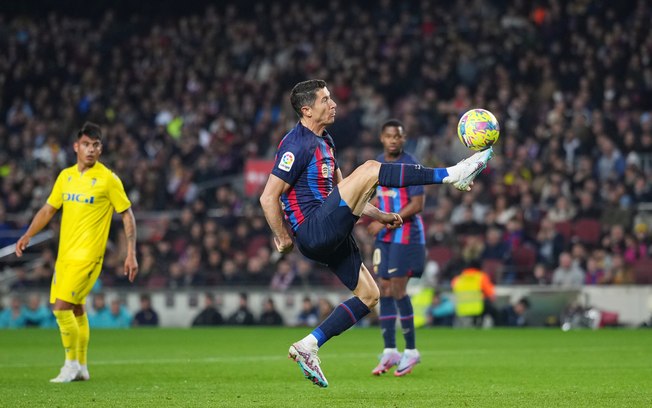 Barcelona visita o Almería em partida da 23ª rodada do Espanhol