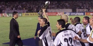 Caos no Corinthians não evitou títulos históricos; relembre