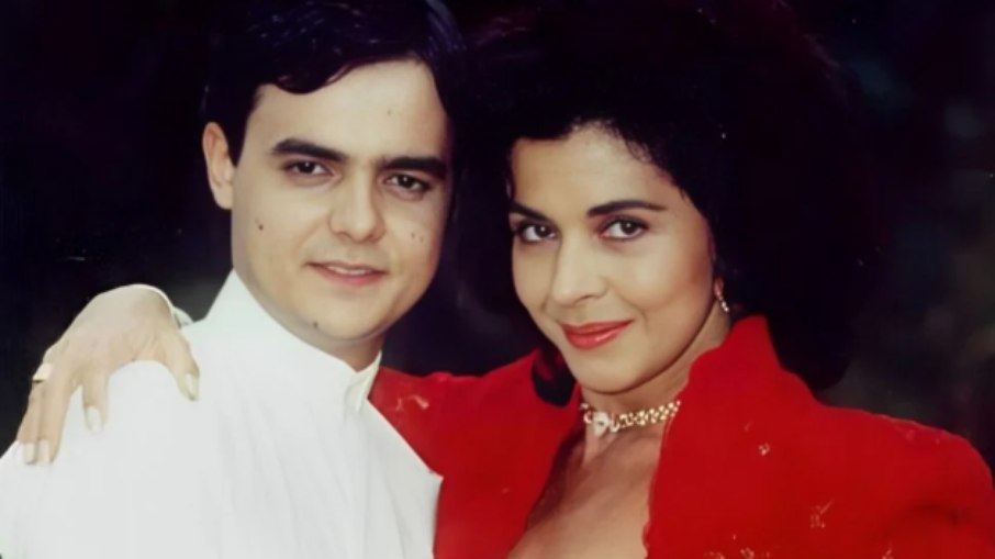 Cassio Gabus Mendes e Betty Faria como Ricardo e Tieta