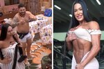 Arleane chama o marido para apalpar o bumbum de Gracyanne, que rejeita proposta