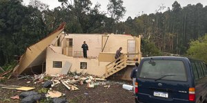 Tornado deixa 21 mortos e causa destruição nos EUA