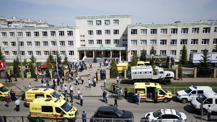 Atirador mata oito pessoas em escola na Rússia