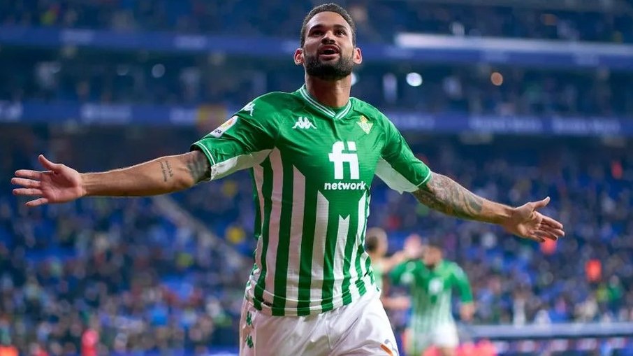 Willian José entra na mira do Palmeiras