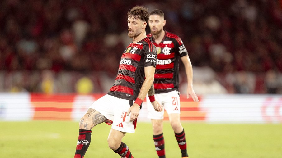 Flamengo estreia na Copa Intercontinental contra o Cruz Azul Flamengo estreia na Copa Intercontinental contra o Cruz Azul