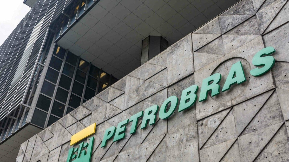Comitê da Petrobras aprova nome de Andrade para comandar estatal
