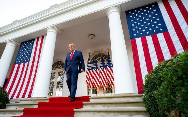 Trump diz que sairá da Casa Branca se perder no Colégio Eleitoral Trump diz que sairá da Casa Branca se perder no Colégio Eleitoral