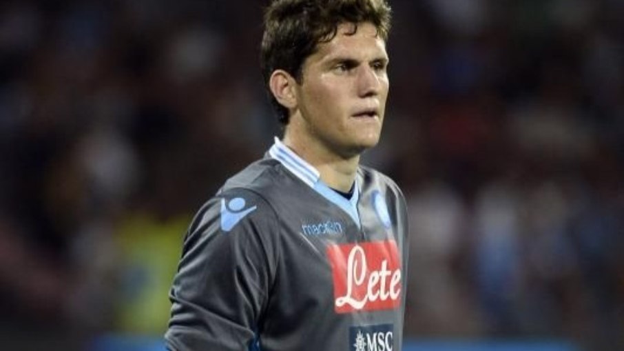 Rafael Cabral também ergueu taças com o Napoli