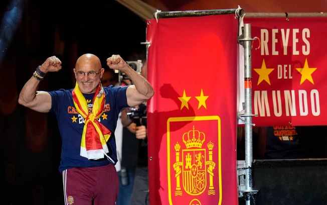 Espanha estende contrato de Luis de la Fuente até 2032 Espanha estende contrato de Luis de la Fuente até 2032